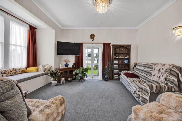 Photo of property in 4 Argyle Street, Hawera, 4610