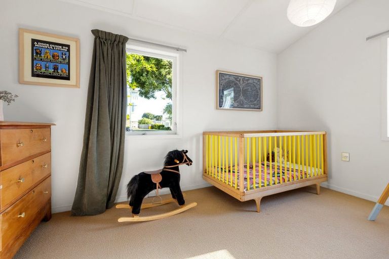 Photo of property in 87 Clarkin Road, Fairfield, Hamilton, 3214