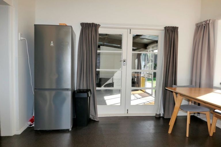 Photo of property in 65 Amohia Street, Paraparaumu, 5032