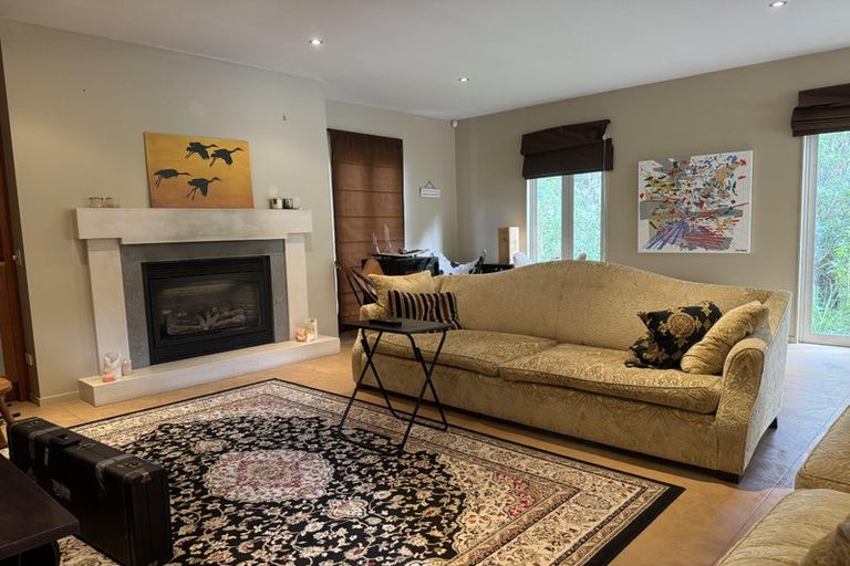 Photo of property in 14 Daldys Bush Lane, Bayview, Auckland, 0629