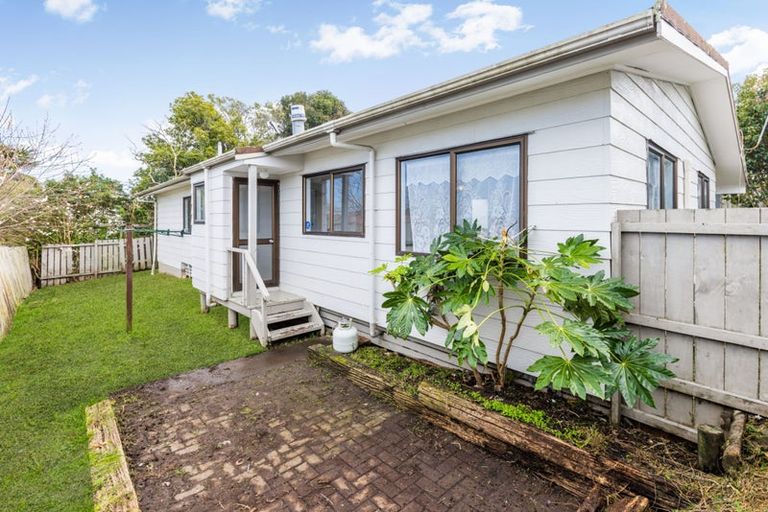 Photo of property in 2/55 Alfriston Road, Manurewa East, Auckland, 2102