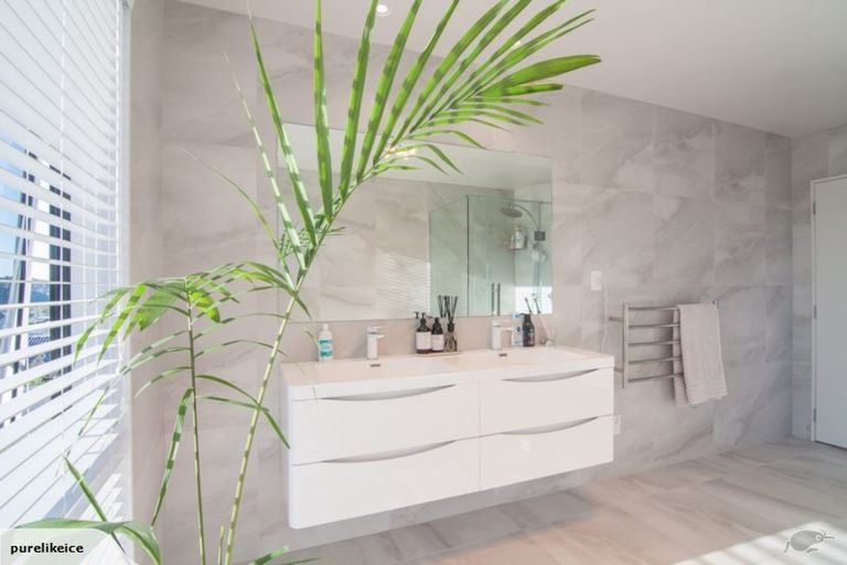 Photo of property in 41 Cirrus Way, Ranui, Auckland, 0612