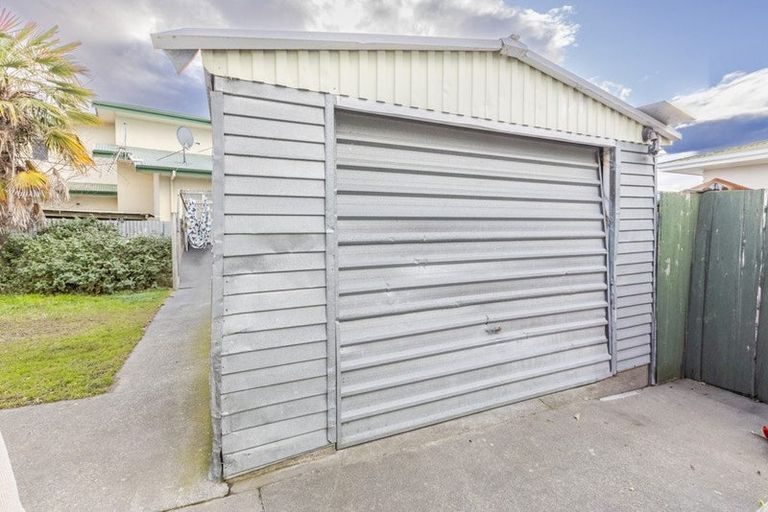 Photo of property in 31 Murphy Road, Taradale, Napier, 4112