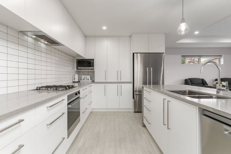 Photo of property in 18 Ardnave Lane, Broomfield, Christchurch, 8042