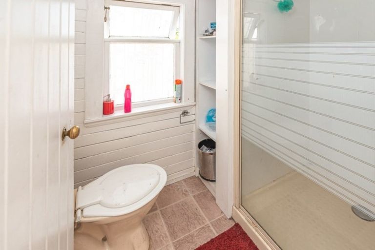 Photo of property in 11 Kelvin Street, Aramoho, Wanganui, 4500