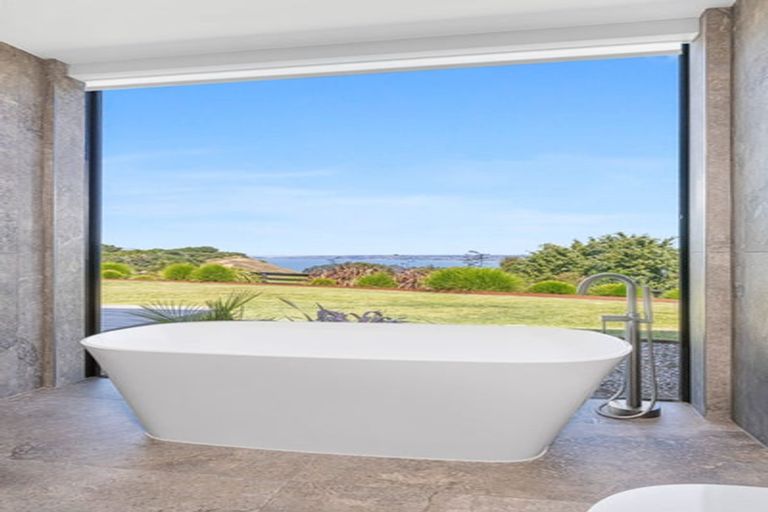 Photo of property in 983b Hibiscus Coast Highway, Waiwera, Orewa, 0994