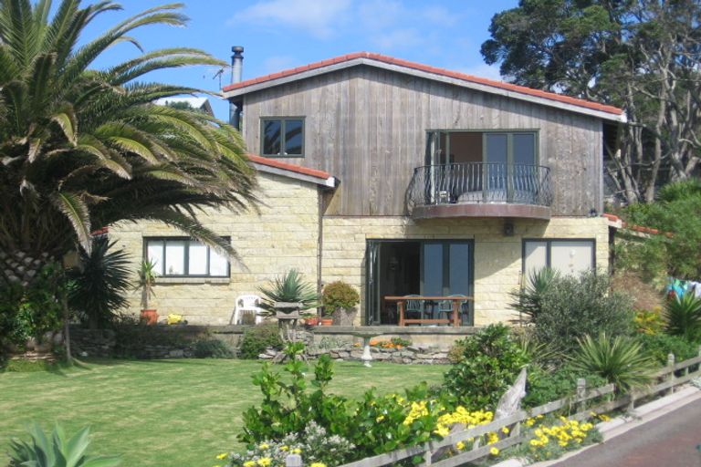 Photo of property in 67 Bluff Road, Kuaotunu West, Whitianga, 3592