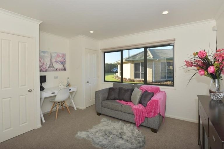 Photo of property in 23 Chatsfield Place, Te Kamo, Whangarei, 0112