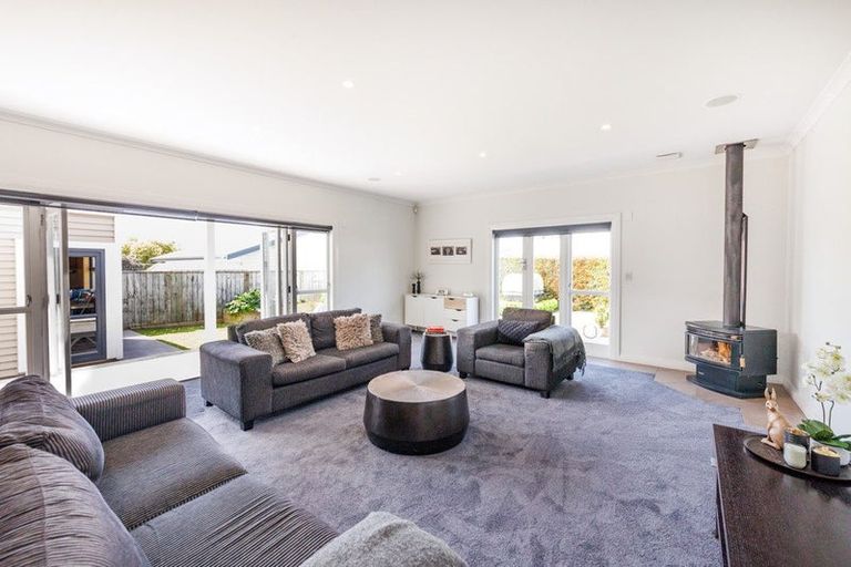 Photo of property in 31 Milverton Avenue, Hokowhitu, Palmerston North, 4410