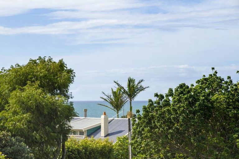 Photo of property in 3/62 Kitchener Road, Milford, Auckland, 0620