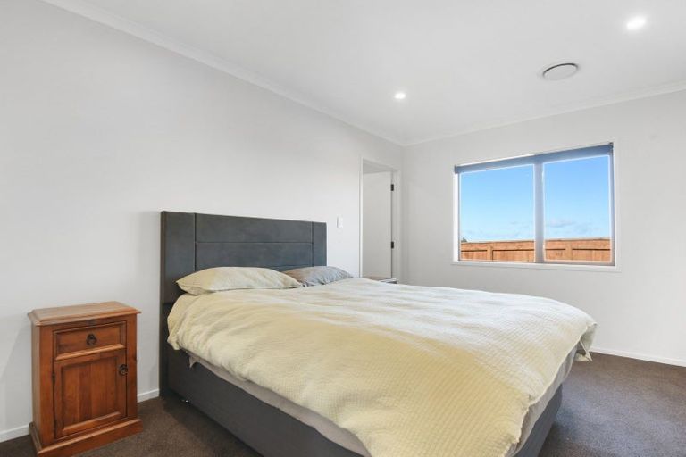 Photo of property in 4 Rosemount Road, Waverley, 4591