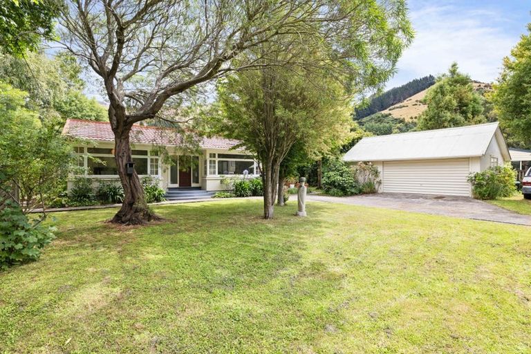 Photo of property in 1 Barclays Road, Little River, 7591