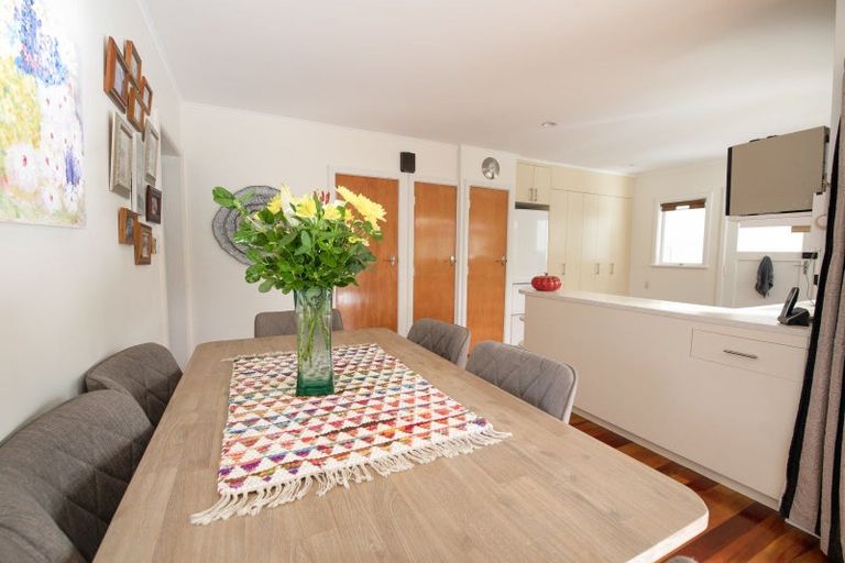 Photo of property in 8 Magdalen Crescent, Pirimai, Napier, 4112