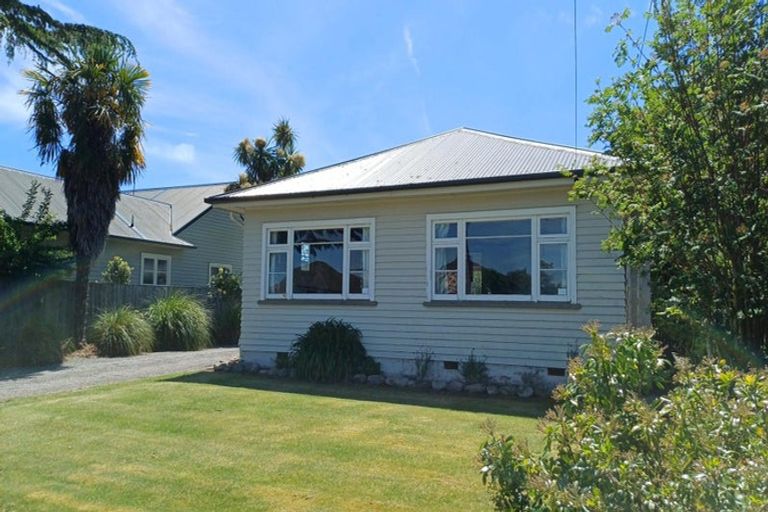 Photo of property in 138 Vagues Road, Northcote, Christchurch, 8052