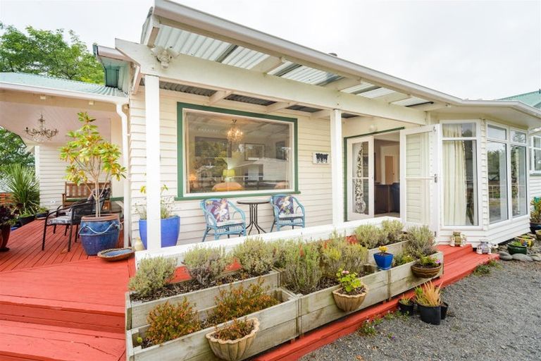 Photo of property in 60 Johnson Street, Bulls, 4818