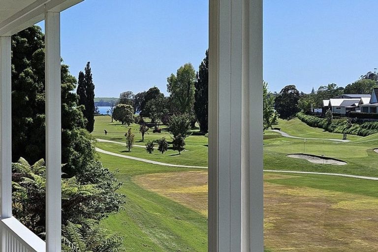 Photo of property in 56 Links View Drive, Omokoroa, 3114