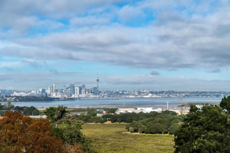 Photo of property in Frank Sargeson Apts, 408/80 Anzac Street, Takapuna, Auckland, 0622