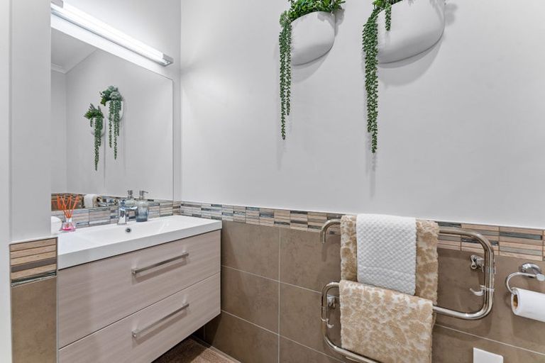 Photo of property in 198 Clark Road, Hobsonville, Auckland, 0616