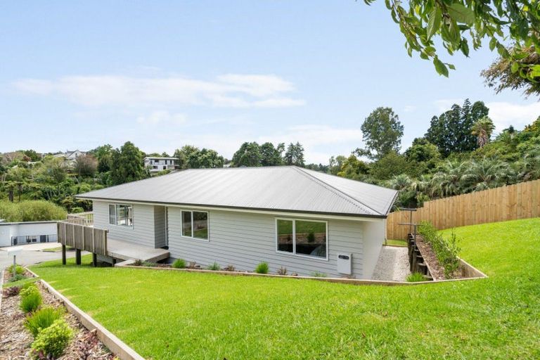 Photo of property in 5j Winiata Street, Brookfield, Tauranga, 3110