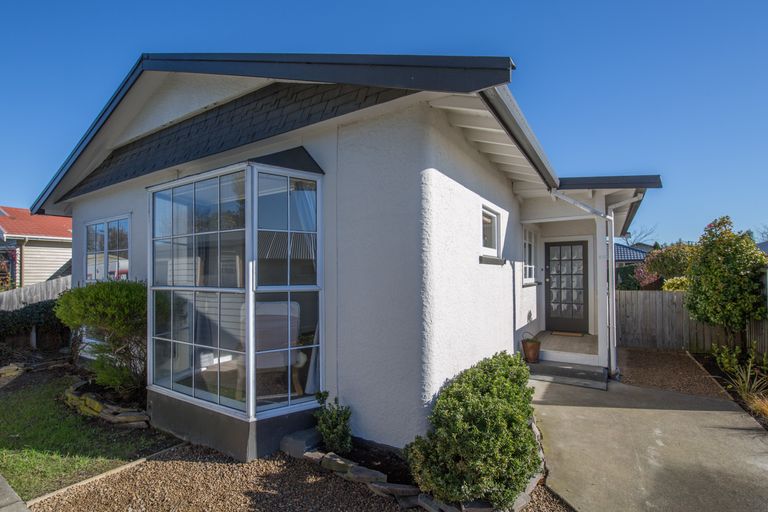 Photo of property in 65 Diamond Avenue, Spreydon, Christchurch, 8024