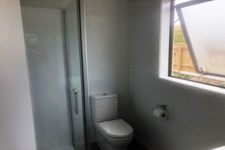 Photo of property in 3 Kaiwaru Place, Waikanae, 5036