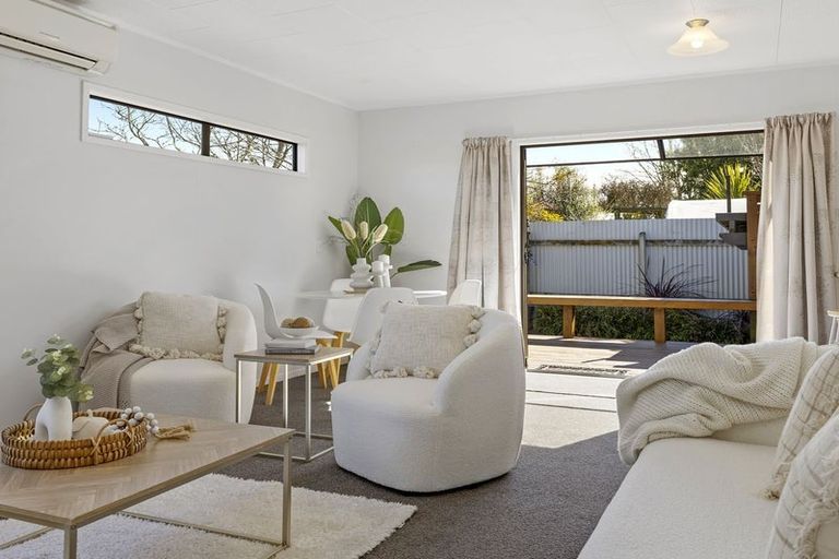 Photo of property in 2/10 Koha Road, Taupo, 3330