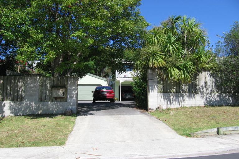 Photo of property in 10 Manuwai Road, Torbay, Auckland, 0630