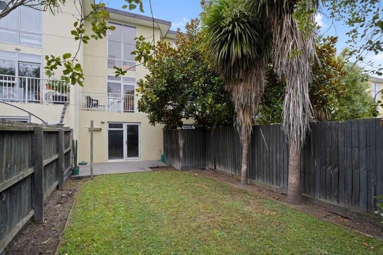 Photo of property in 7/54 Champion Street, Edgeware, Christchurch, 8013