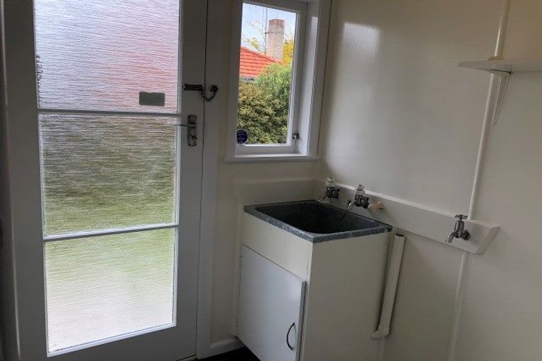 Photo of property in 10b Galloway Street, Hamilton East, Hamilton, 3216