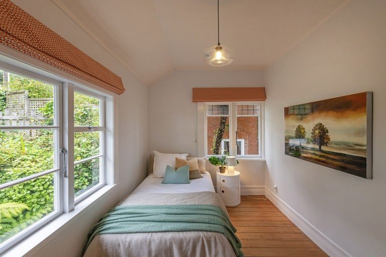 Photo of property in 103 Upland Road, Kelburn, Wellington, 6012