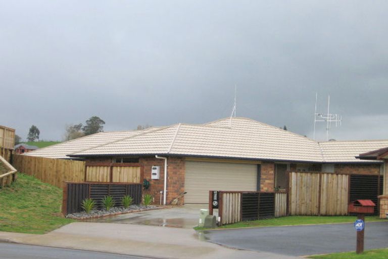 Photo of property in 40 Twickenham Place, Nawton, Hamilton, 3200