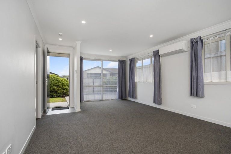 Photo of property in Waterview Estate, 84/4 Greystone Place, Omokoroa, 3114
