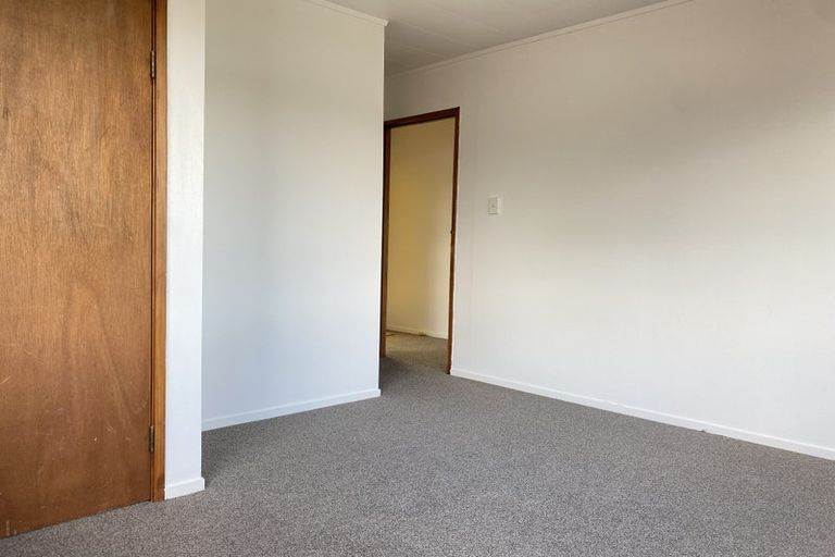 Photo of property in 1 Heathberry Close, Papatoetoe, Auckland, 2025
