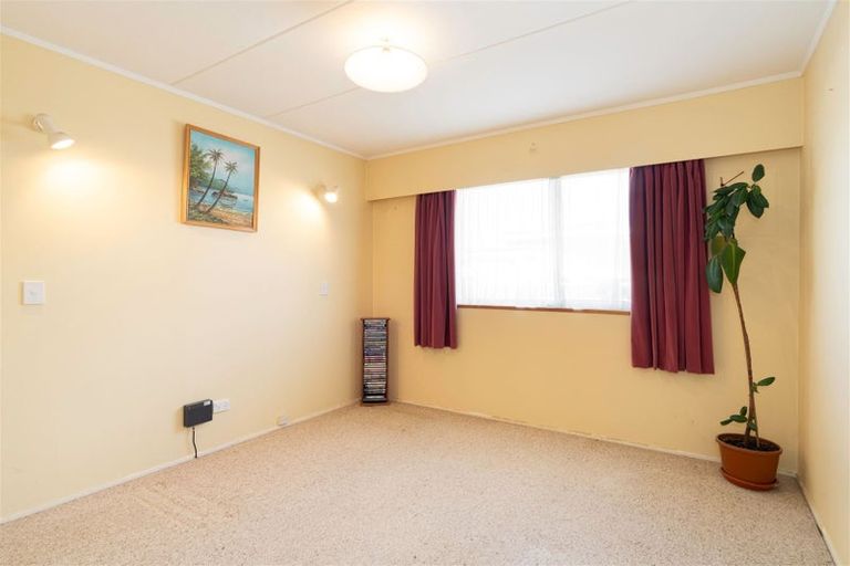 Photo of property in 80 Gray Avenue, Paraparaumu Beach, Paraparaumu, 5032