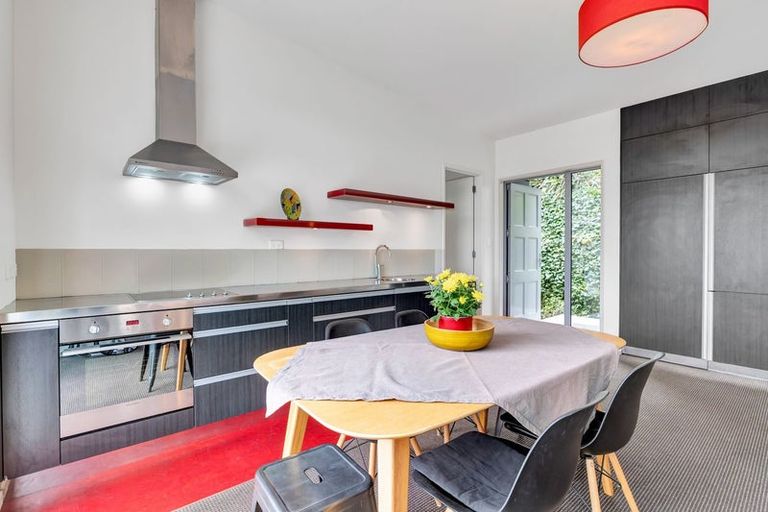 Photo of property in 460a Devon Street West, Lynmouth, New Plymouth, 4310