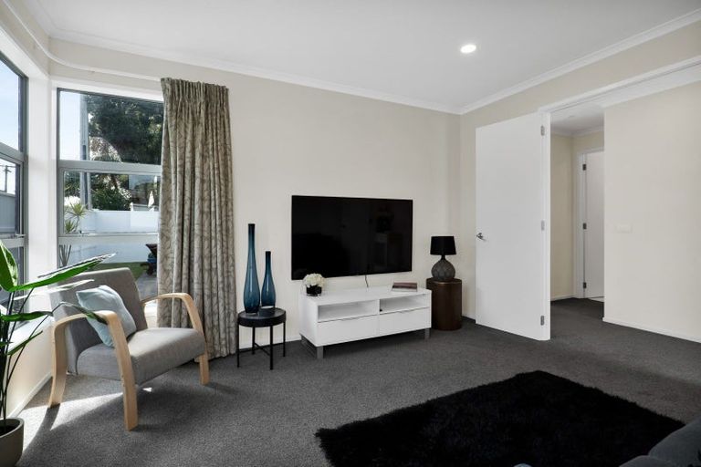 Photo of property in 55 Pendarves Street, New Plymouth, 4310