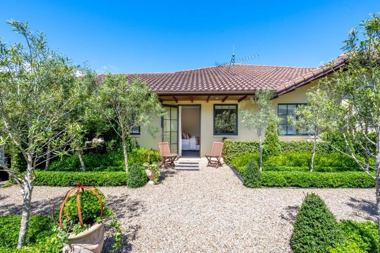 Photo of property in 61a Whitford Park Road, Whitford, Manurewa, 2576