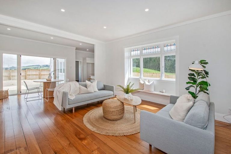 Photo of property in 237 Marsden Point Road, Ruakaka, 0116