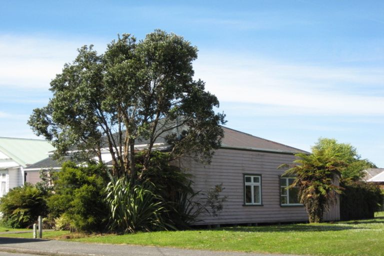 Photo of property in 61 Russell Street, Westport, 7825