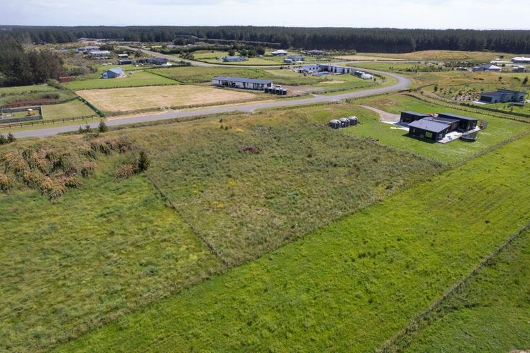 Photo of property in 21 Truebridge Drive, Waitarere, Levin, 5510