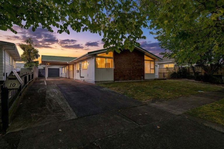 Photo of property in 10 Lockhart Avenue, Milson, Palmerston North, 4414