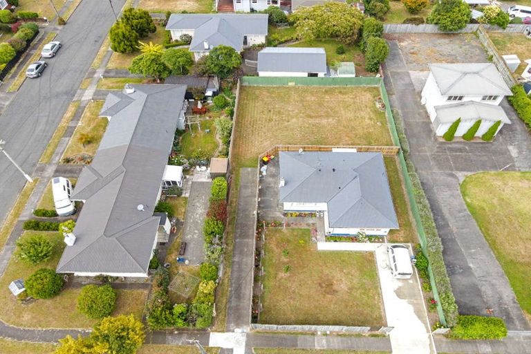 Photo of property in 27a Elizabeth Street, Levin, 5510