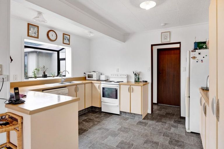 Photo of property in 8 Von Tempsky Street, Normanby, Hawera, 4614