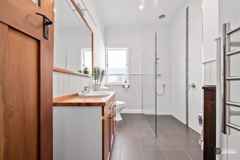 Photo of property in 15 Ropata Crescent, Boulcott, Lower Hutt, 5010