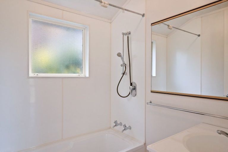 Photo of property in 9 Te Whanga Road, Levin, 5572