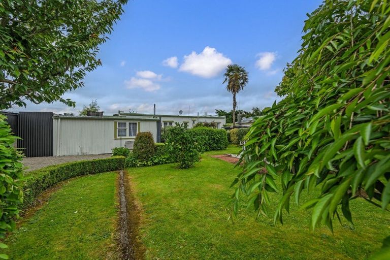 Photo of property in 8 Huxley Street, Pahiatua, 4910