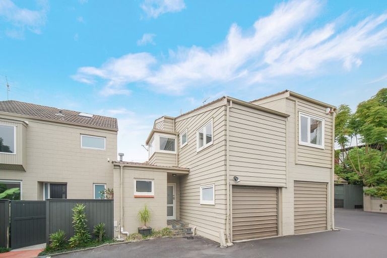 Photo of property in 15/8 Hamilton Road, Herne Bay, Auckland, 1011