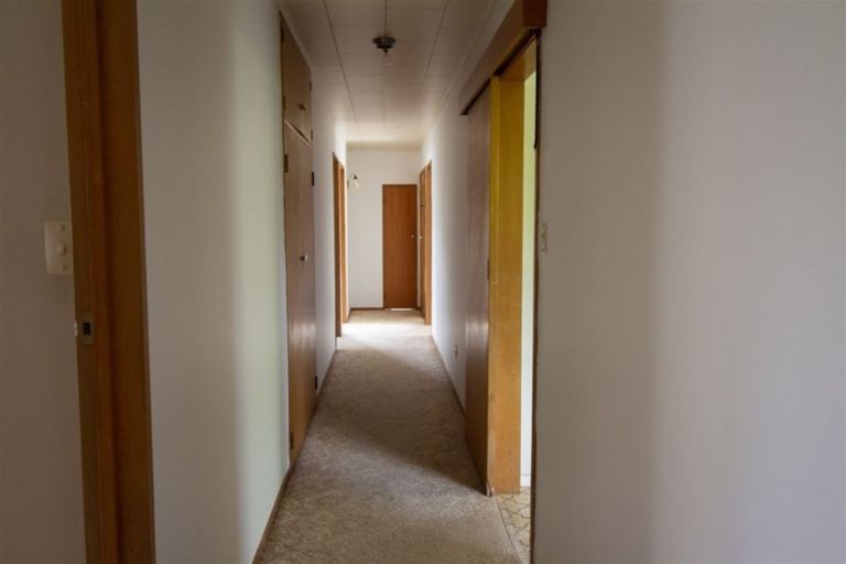 Photo of property in 9 Oxford Street, Tirau, 3410