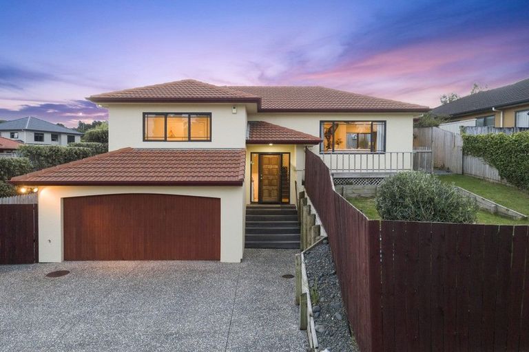 Photo of property in 7 Berkshire Terrace, Massey, Auckland, 0614