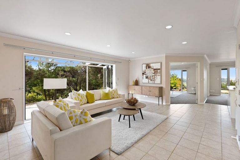 Photo of property in 391 Paremoremo Road, Paremoremo, Auckland, 0632